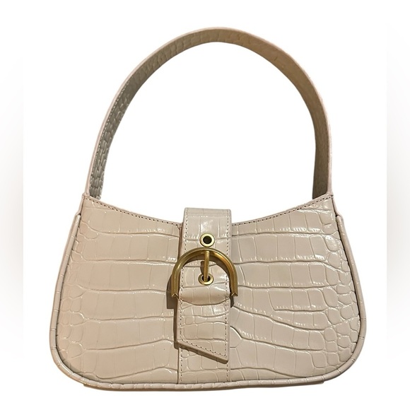 Elegant Cream Croc-Embossed leather Vince Camuto Women\'s Barlo shoulder bag.